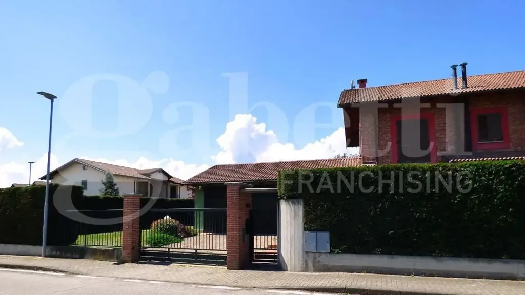 Extérieur - Rustic Villa with Private Garden in Cavour