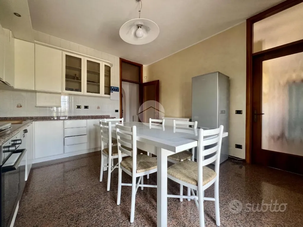 Salle à manger - Versatile Palazzina with Terrace in Vigonovo