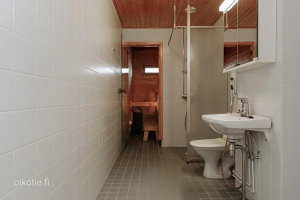 Bagni - Spacious 2-Bedroom Apartment with Sauna in Hatanpää