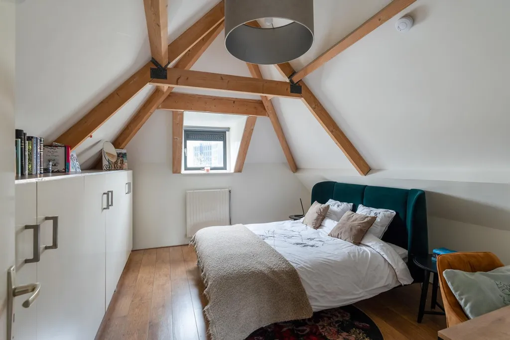 Magamistoad - Waterfront Duplex with Balcony in Rotterdam