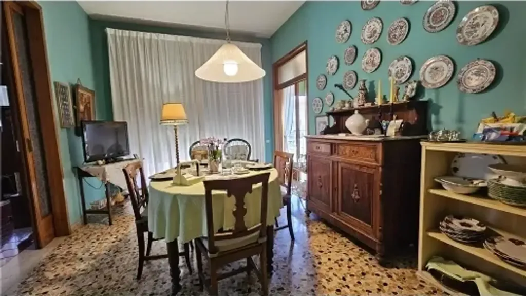 Söögituba - Triplex Villa with Garden in Empoli