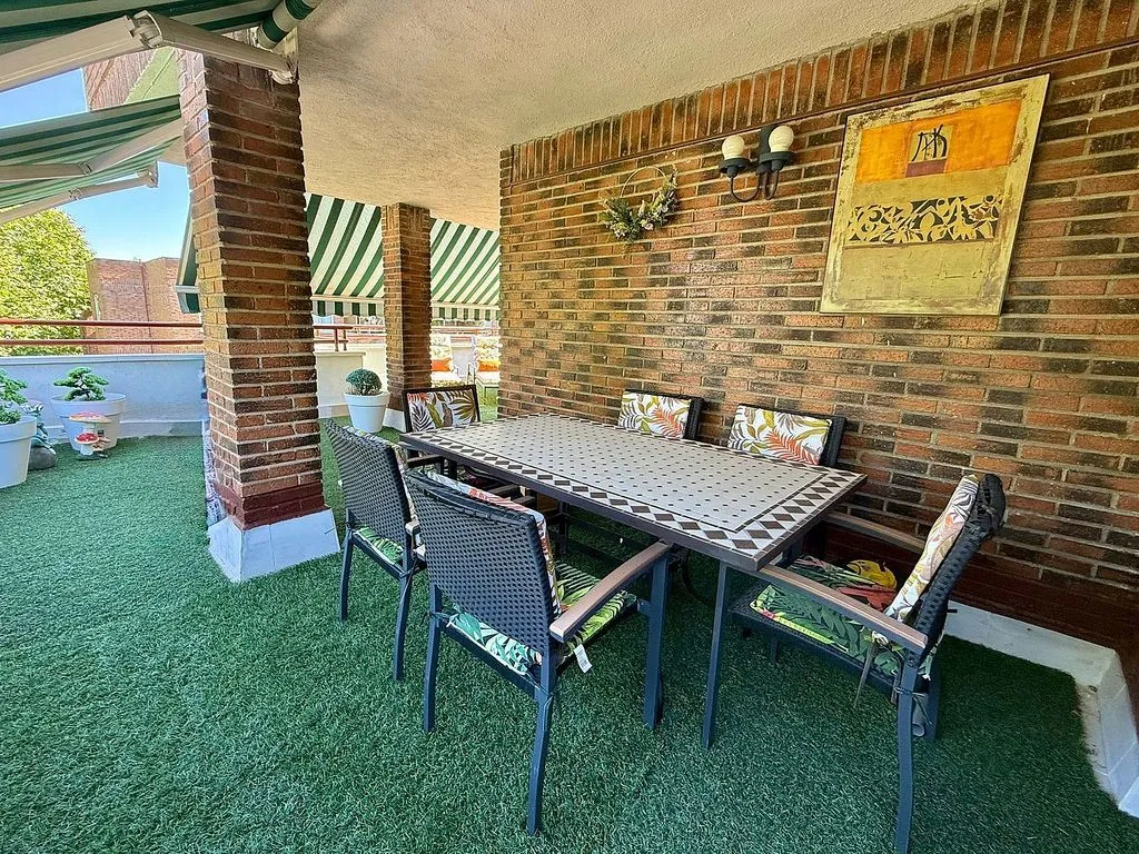 Terrace - Penthouse with Pool in Talamanca de Jarama