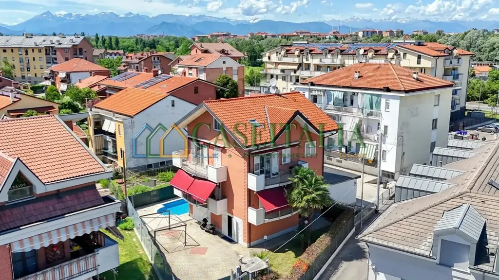 Õhuvaade - Duplex Villa with Pool in Nichelino