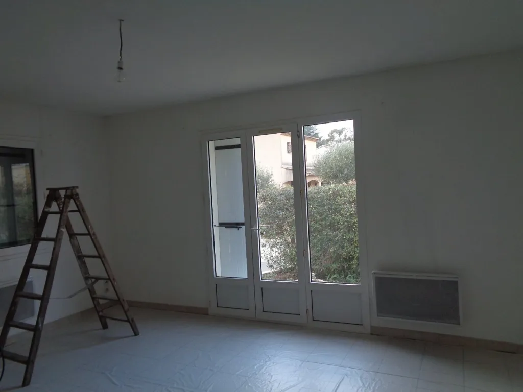 Pièces - Villa de Plain Pied avec Jardin à Corneilhan