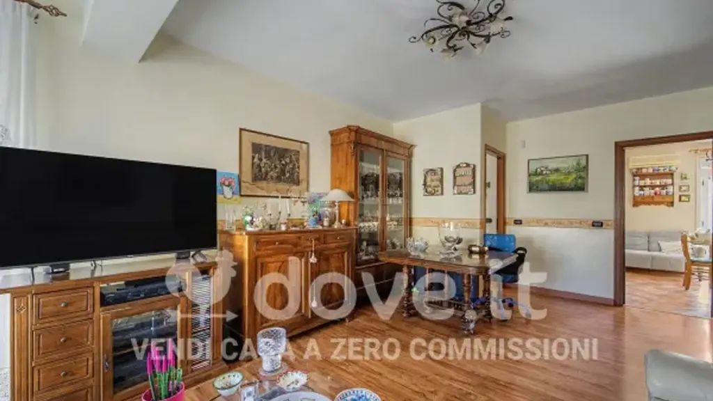 Wohnzimmer - Rearranged Apartment with Balcony in Catania