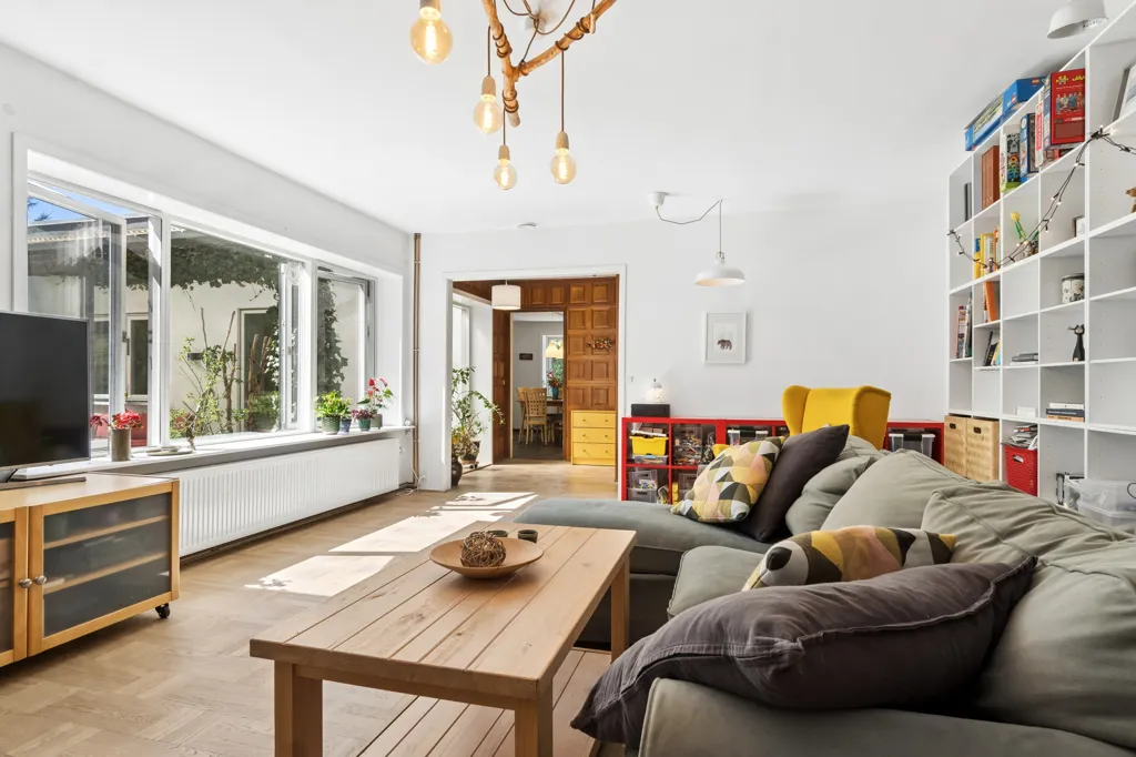 Séjour - Renovated Villa with Forest View in Birkerød
