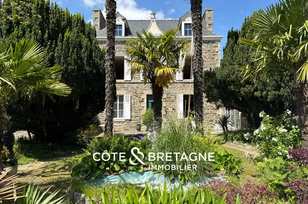 Välivaade - Breton Manor with Garden in Matignon