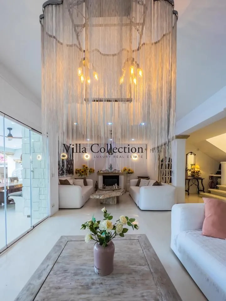 Séjour - Luxury Villa with Sea View in Cap Martinet