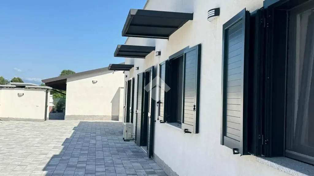 facade