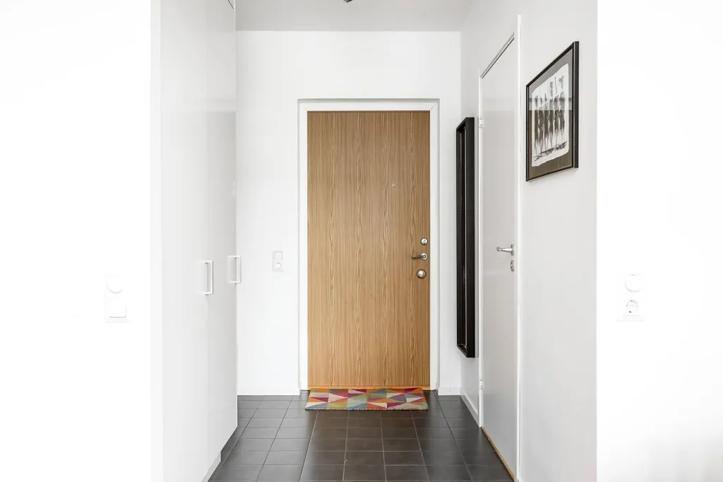 Hallway - Stylish Apartment with Balcony in Södra Ekkällan