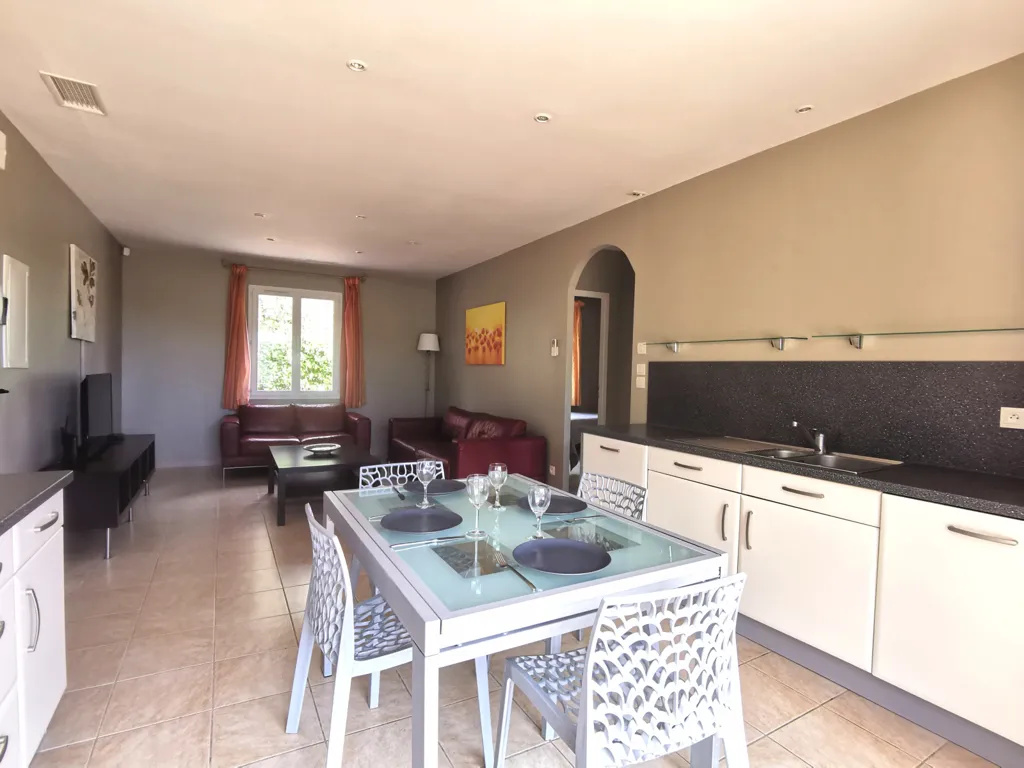 Cuisine - Propriété avec 4 Gîtes et Piscine à Béziers