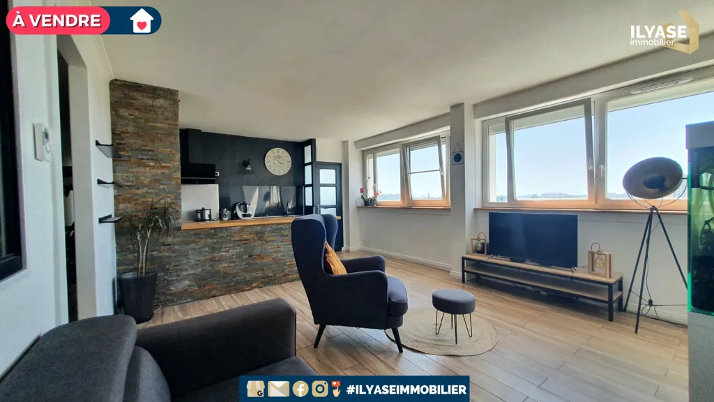 Séjour - Appartement T3 avec Balcon et Vue Dégagée à Chalon-sur-Saône
