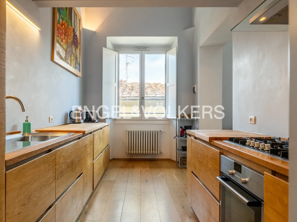 Cuisine - Renovated Apartment with Rooftop Views in Florence