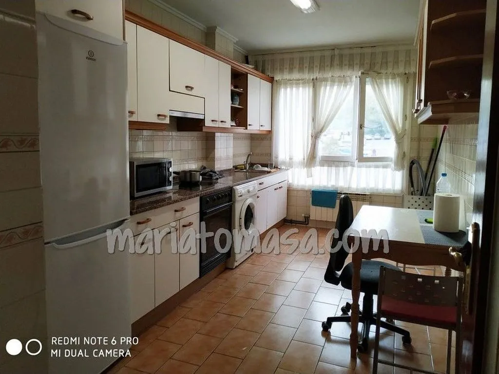 Cucina - Spacious Flat with Terrace in Judizmendi