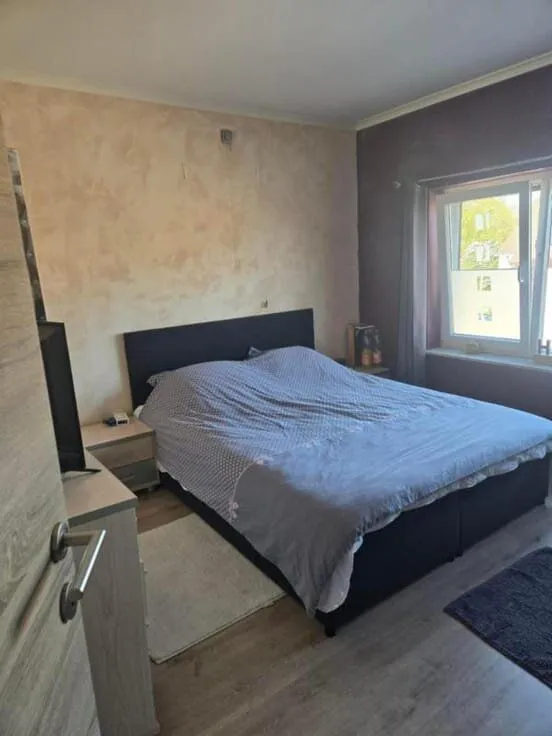 Bedrooms - Traditional Villa with Terrace in Detached Setting