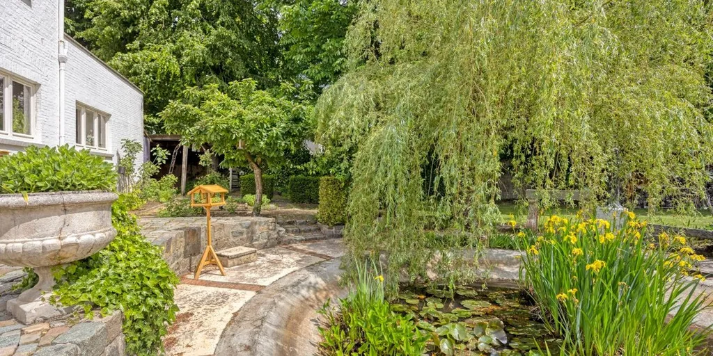 Aed - Historic Villa with Garden in Heppen
