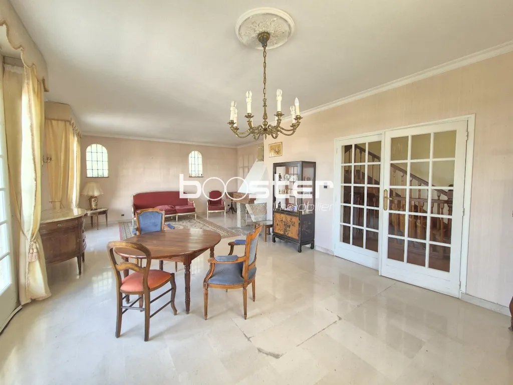 Dining Room - Character House with Panoramic View in Toulouse