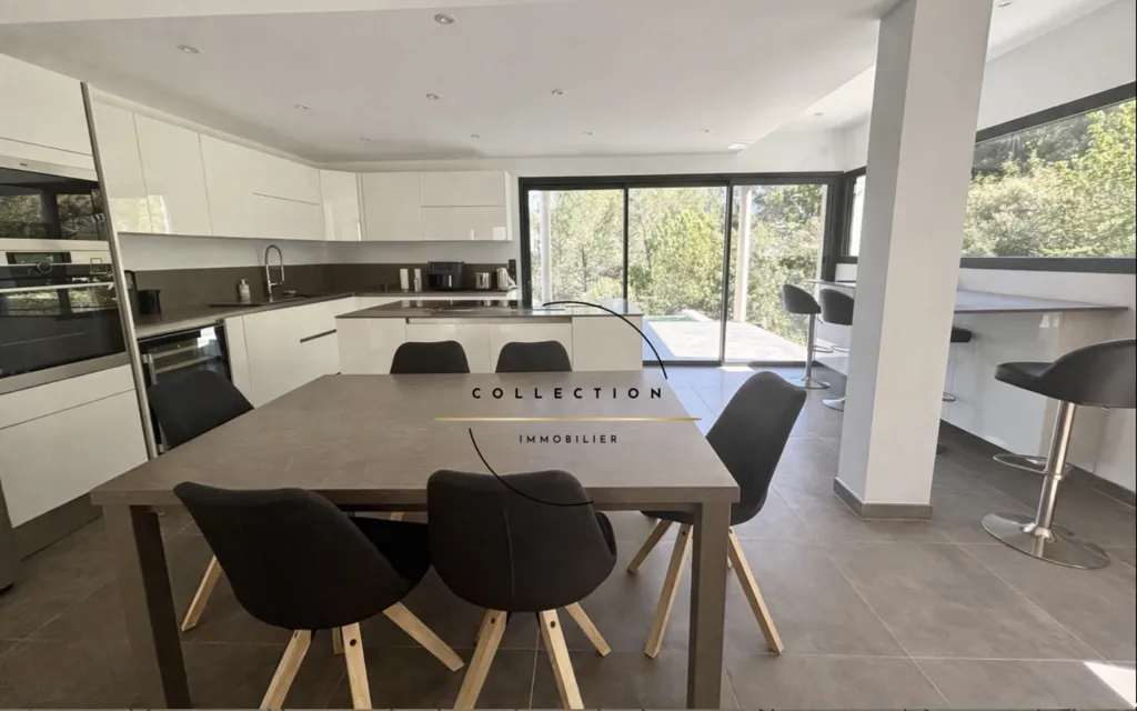 Cuisine - Villa Contemporaine avec Vue Dégagée à Montpellier