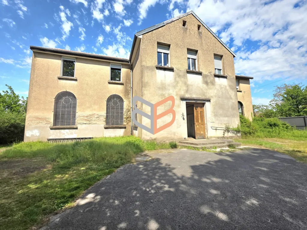 Välivaade - Converted Chapel House with Historic Setting in Jarny