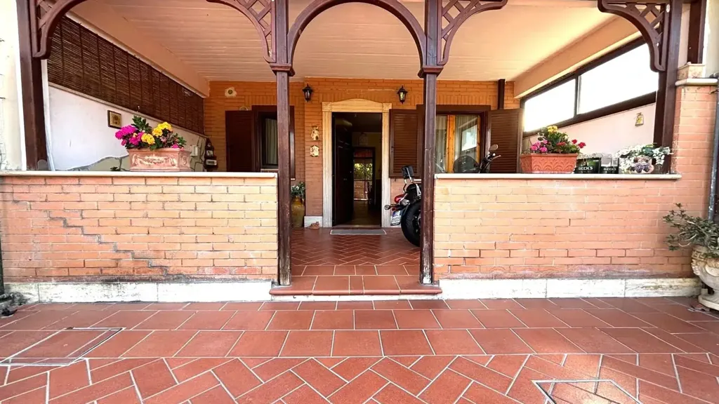 Terrazza - Bifamiliar Villa with Garden in Ardea