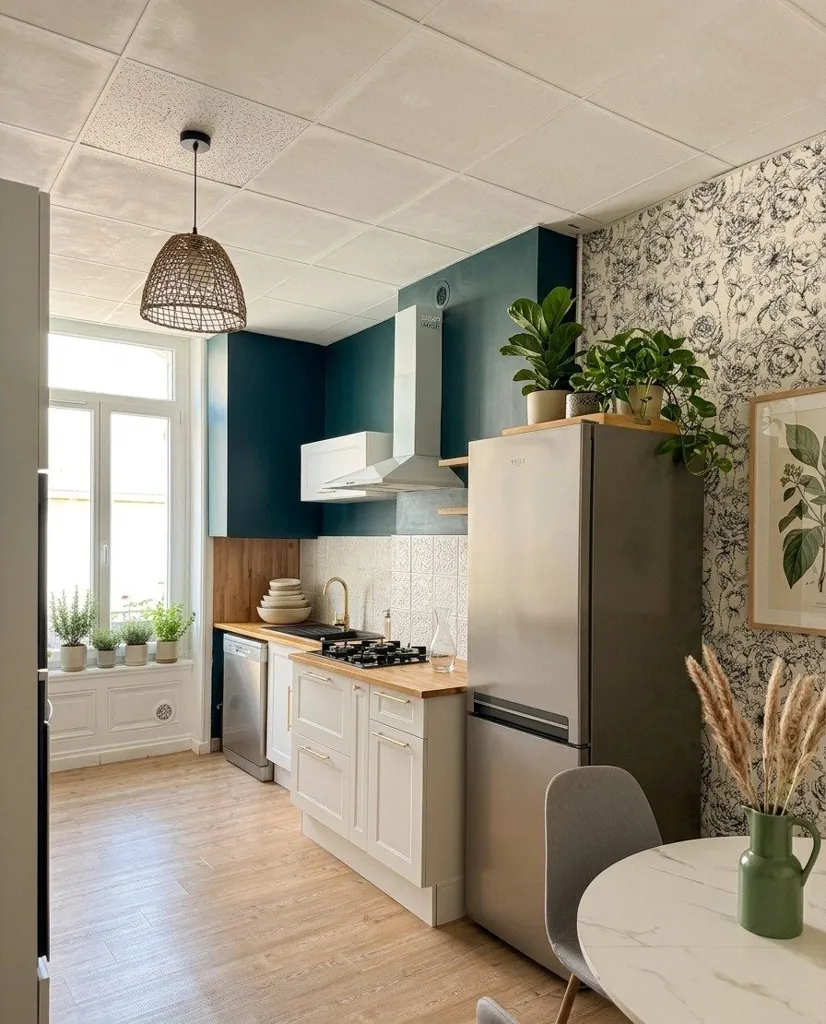 Cuisine - Appartement Haussmannien avec Balcon au Centre de Saint-Étienne