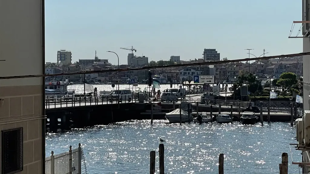 Rõdu - Apartment with Laguna View in Chioggia