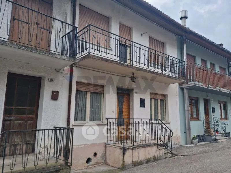 Välivaade - Traditional Bifamiliar House in Zorzoi, Sovramonte