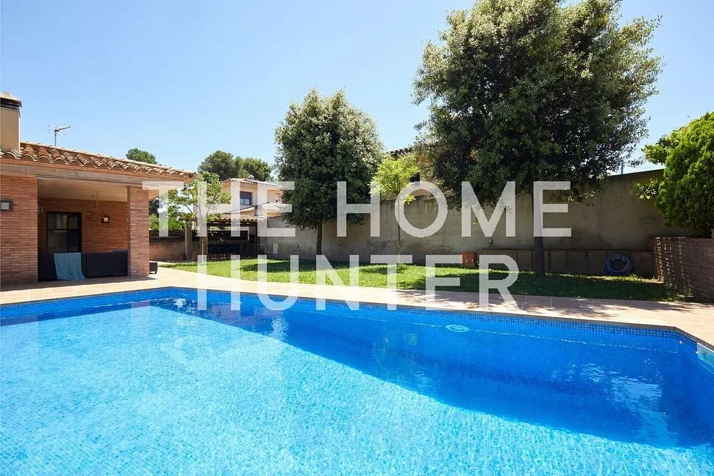 Bassein - Chalet with Pool and Terrace in L'Escala