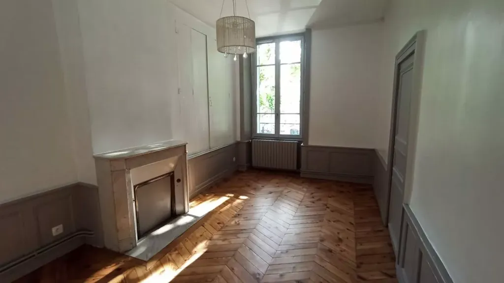 Séjour - Appartement 4 Pièces à Clermont-Ferrand