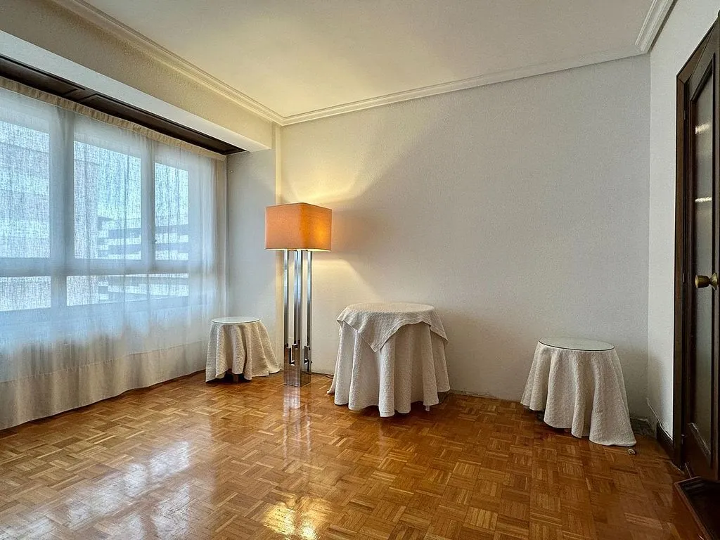 Séjour - Apartment with South View in Pamplona