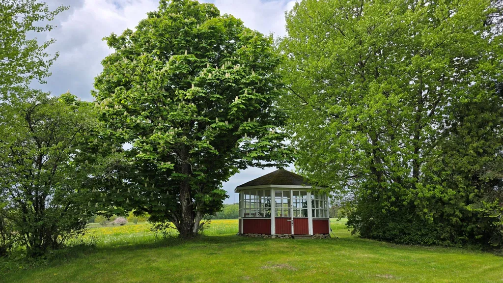 5-toaline maja asukohas Örkelljunga kommun