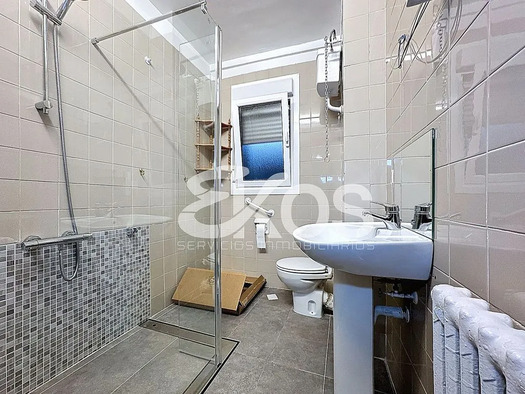 Vannitoad - Student Flat with Terrace in Arrasate