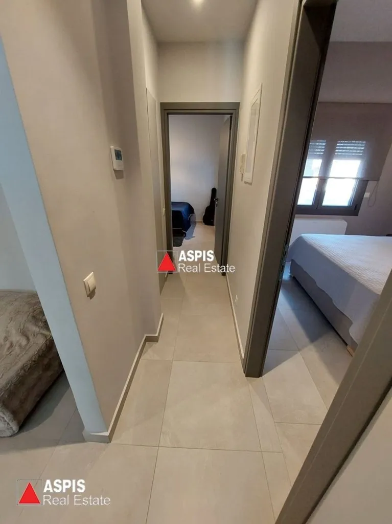 Entrée - Renovated Apartment with Double Frontage in Kallithea