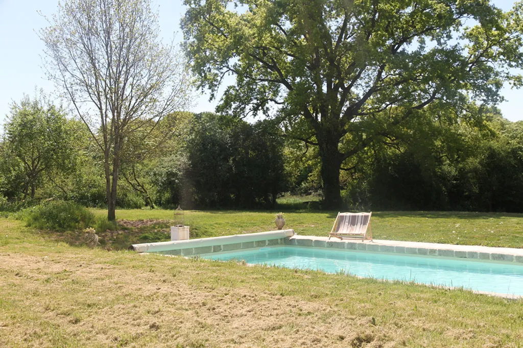 Bassein - Charming Domain with Pool near Autry Isards