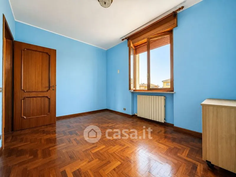 Pièces - Three-Bedroom Flat with Balcony in Tortona