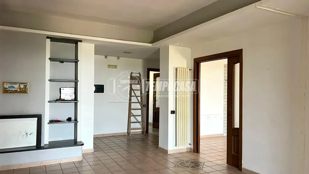 Esik - Attic with Panoramic Terrace in Naples