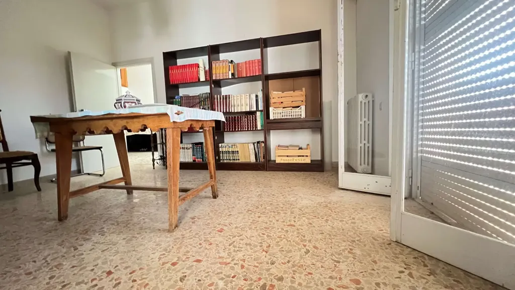 Kabinet - Mixed-Use Villa with Terraces in Spoleto