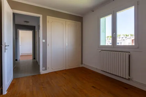 Pièces - Appartement 4 Pièces avec Balcon à Valence