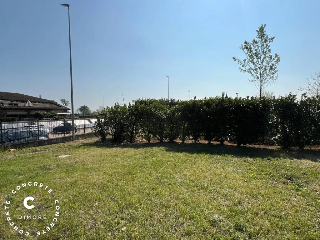 Aed - Ground Floor Apartment with Private Garden in Chieri