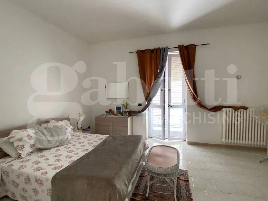 Bedrooms - Versatile Villa with Garden in Trani