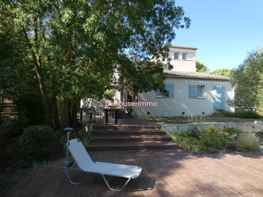 Terrass - Architectural Villa with Pool in Villemoustaussou
