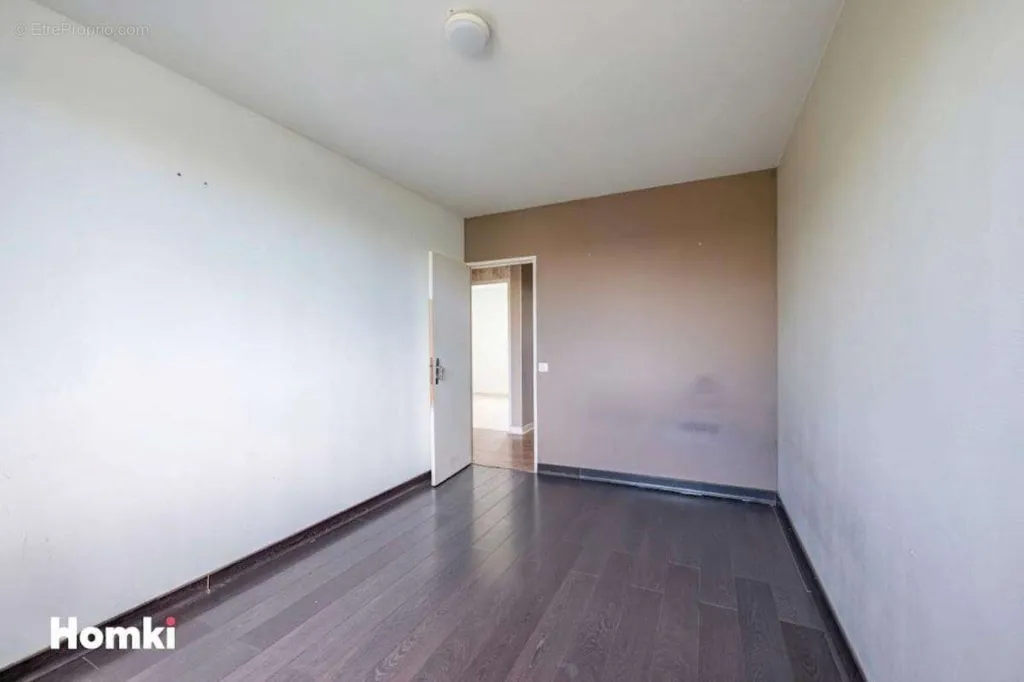 Entrée - Appartement T5 avec Balcon à Oullins