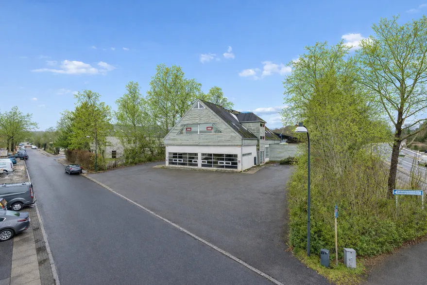 Vue aérienne - Office & Production Facility with Cold Storage in Øverød