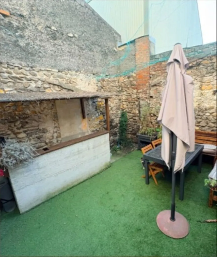Giardino - City House with Terrace in Southern District