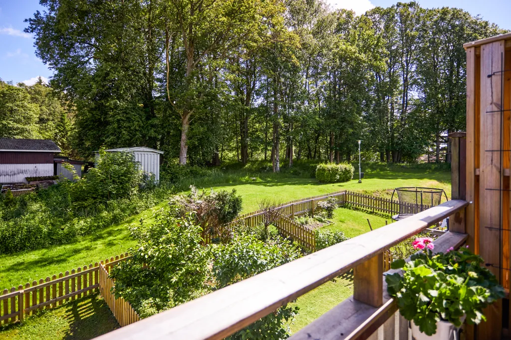 Jardin - Renovated Apartment with Balconies in Ingebäck