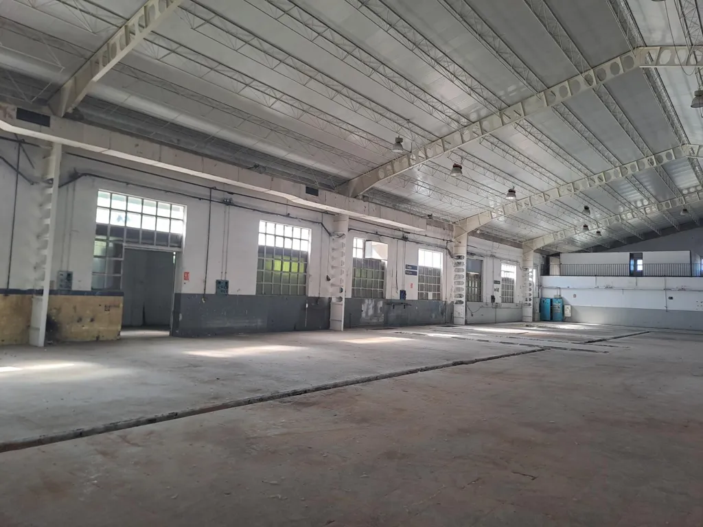 Pièces - Industrial Property with A-6 Access in Ponferrada