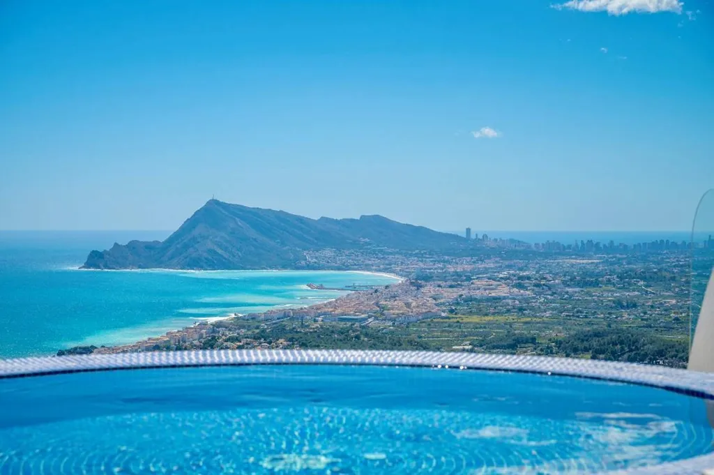 Bassein - Penthouse with Sea View in Altea