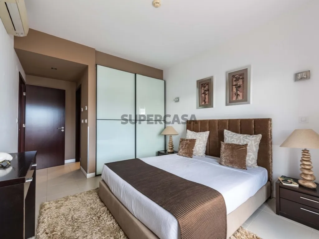 Chambres - Two-Bedroom Apartment with Pool in Lagos
