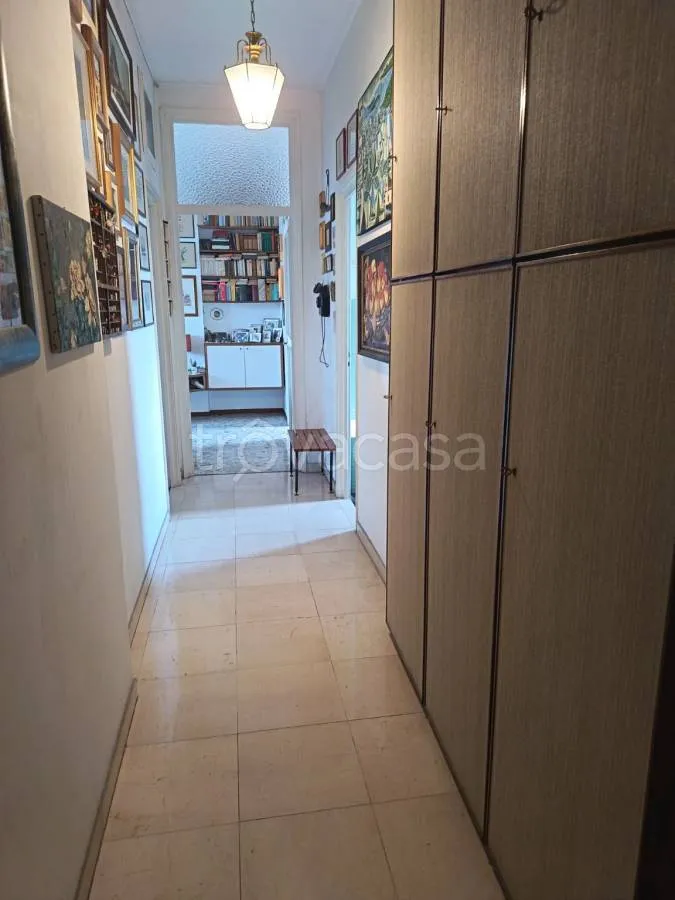 Entrée - Panoramic Apartment with Balcony in Crocetta, Turin