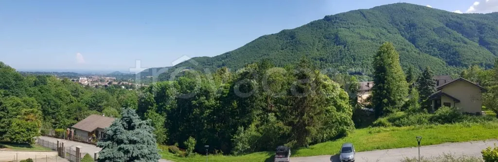 Villa with Garden and Terraces in Torre Pellice